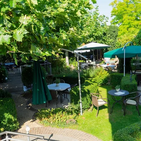 فندق Restaurant Esser 3*